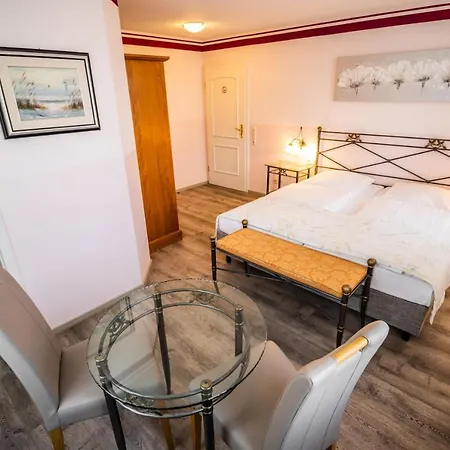 Roessle Hotel 3*
