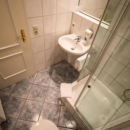 Roessle Hotel 3*