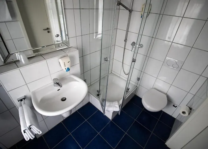 Roessle 酒店 韦因加尔滕