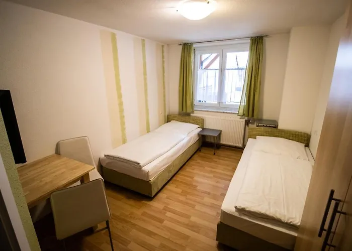 Roessle 酒店 韦因加尔滕