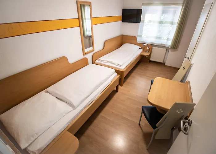 酒店 Roessle 韦因加尔滕